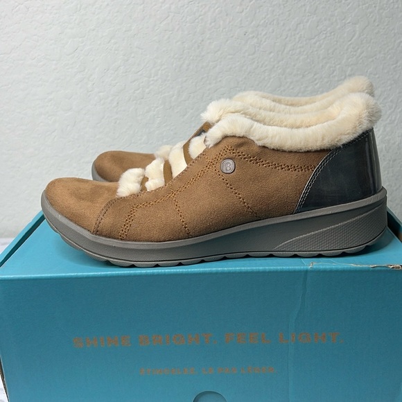 Women's BZees Golden Toffee Sherpa BootsSize 8 M - Picture 4 of 14